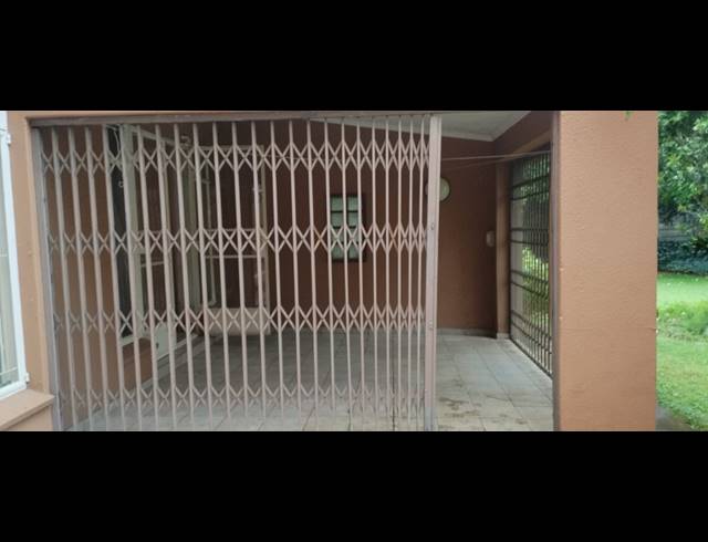 3 BEDROOM TOWNHOUSE FOR SALE IN THREE RIVERS